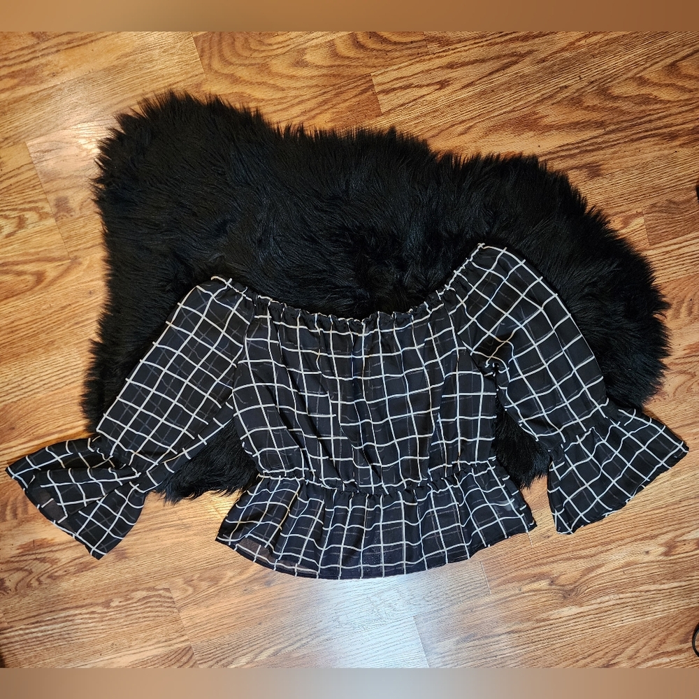 Women's XL Sheer Black And White Grid Pattern Bell Sleeve Peplum Top